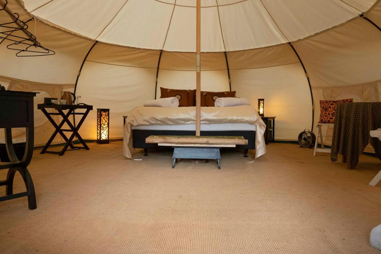 Отель Kerikeri Glamping Экстерьер фото