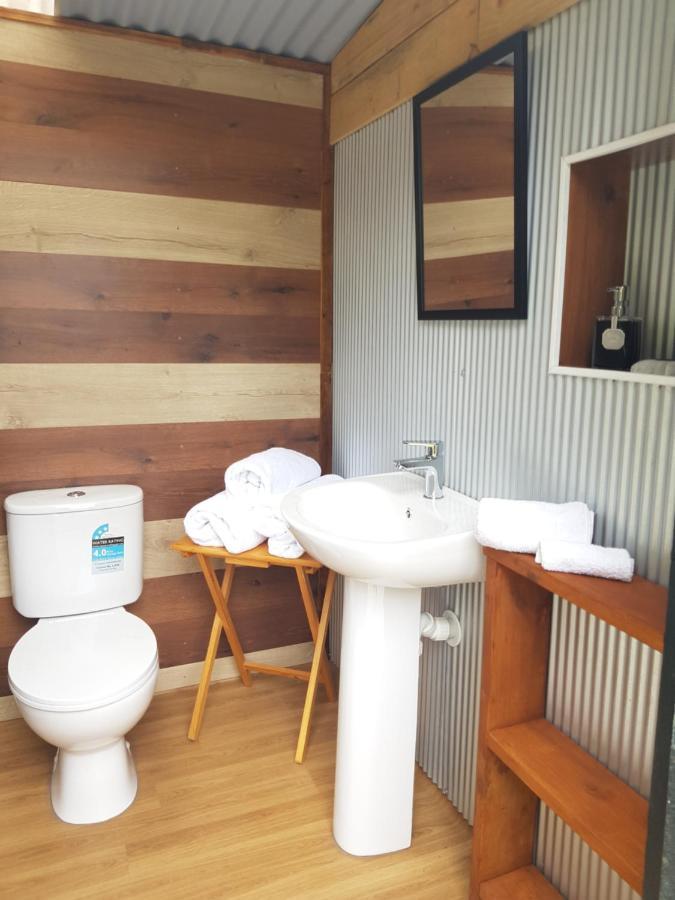 Отель Kerikeri Glamping Экстерьер фото